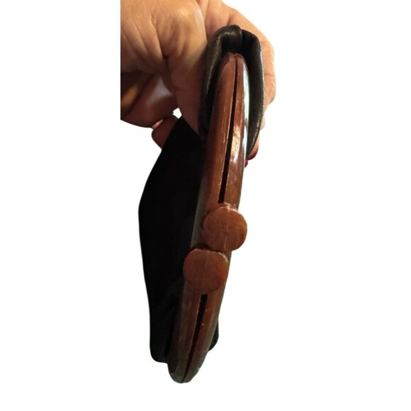 Vintage Budd Leather Coin Purse Lucite Frame & Satin Lining - Picture 4 of 6